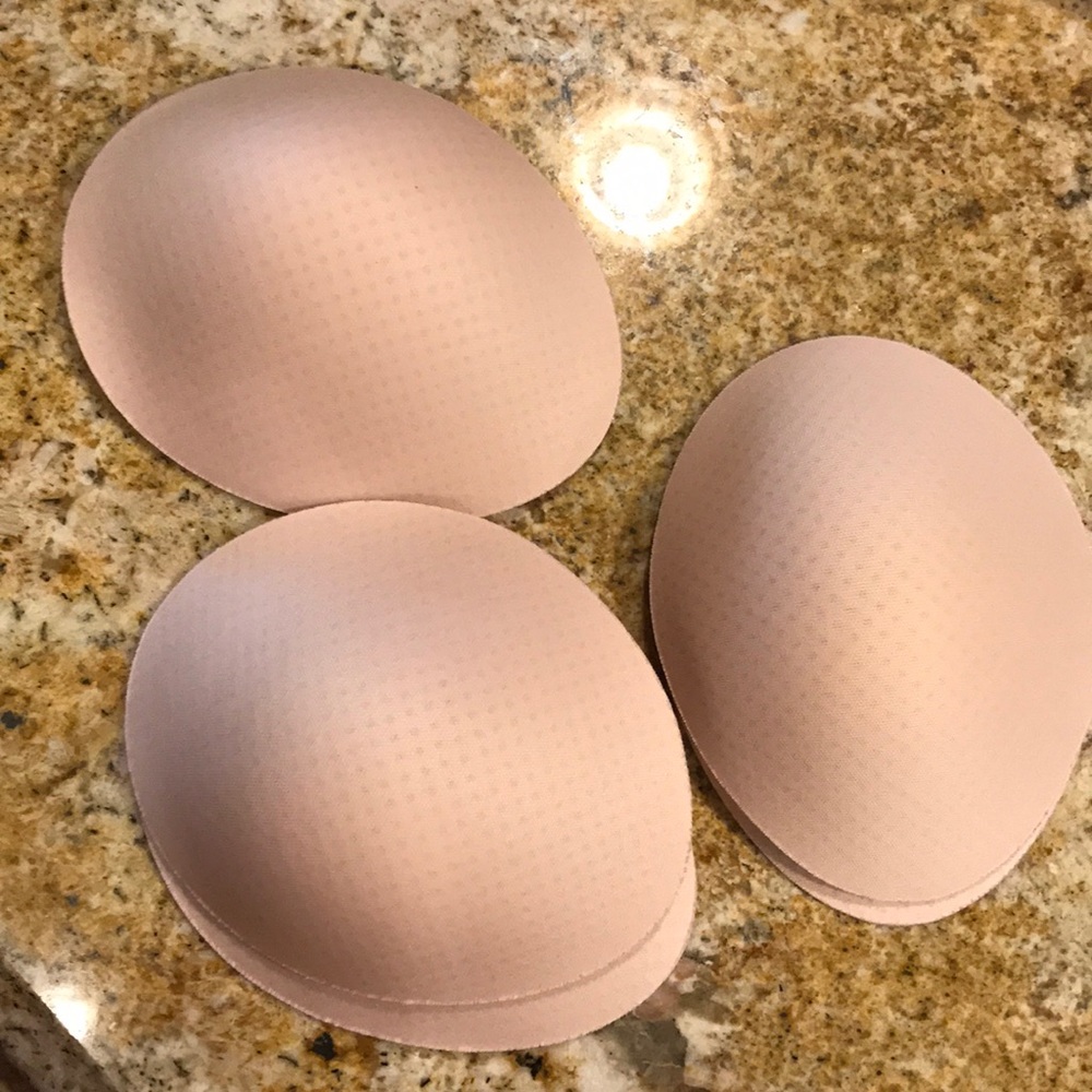 Size 12/14 bra lululemon bra inserts